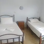 Hizmo * Ksamil