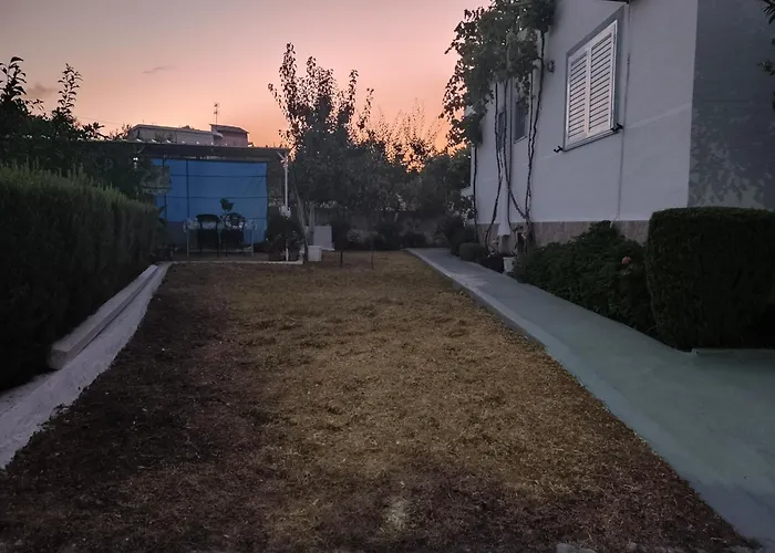 Hizmo Apartment Ksamil